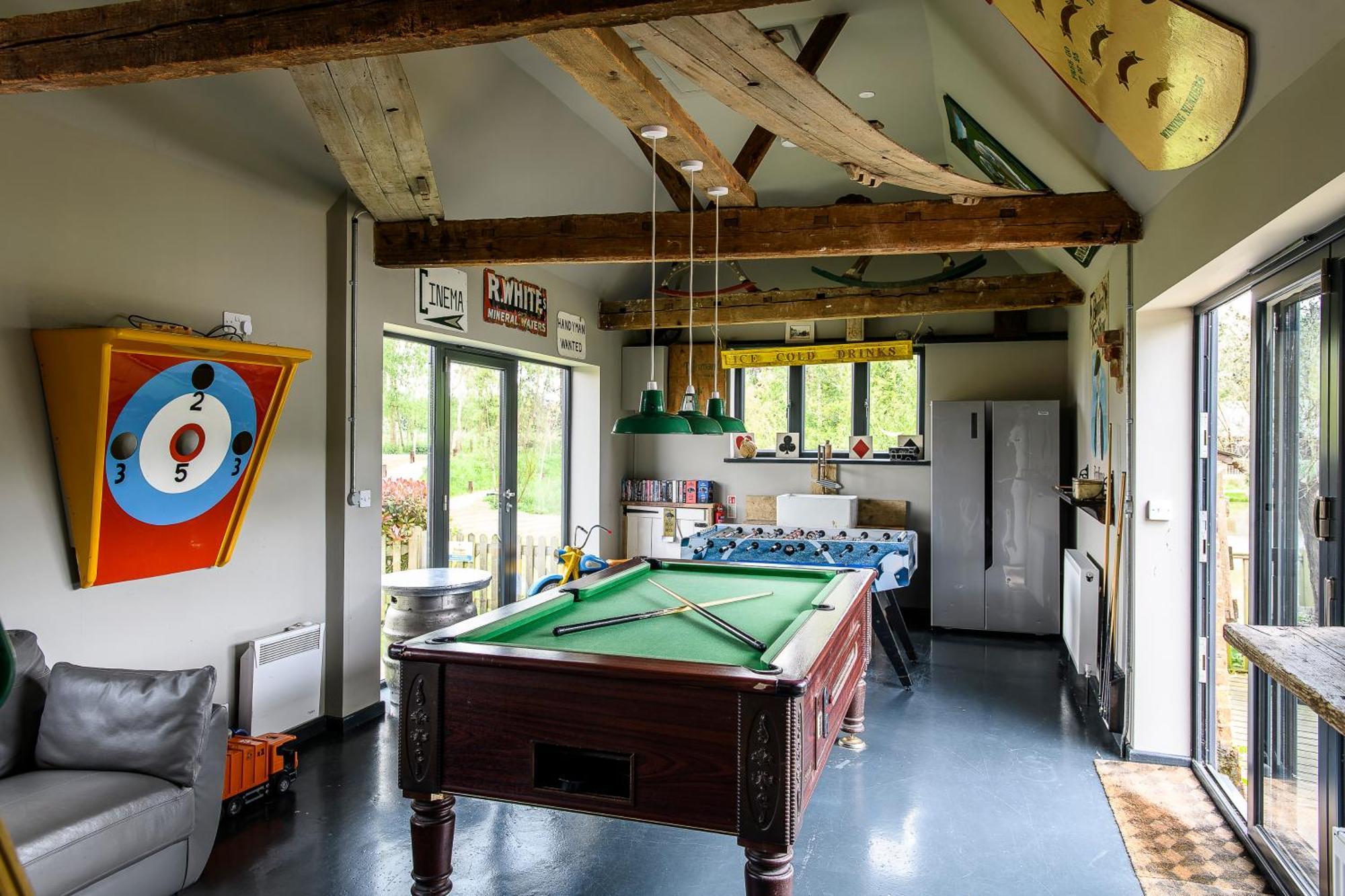 Vineyard Oast Sleeps 25 Villa Wavehorne Eksteriør bilde